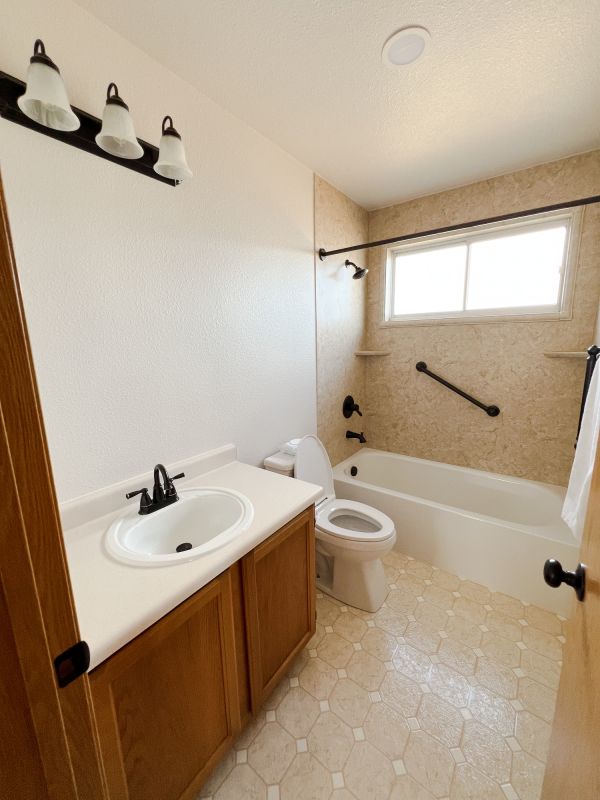 Top Bathroom Remodeling Companies in Palm Desert, CA